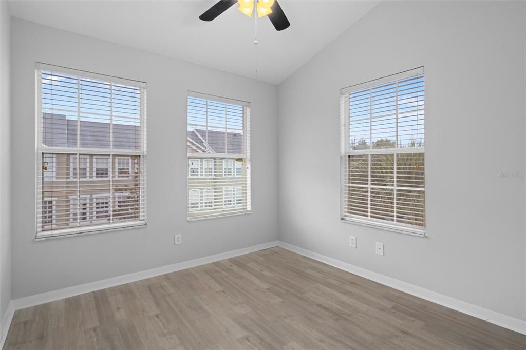 For Sale: $454,900 (4 beds, 2 baths, 1998 Square Feet)