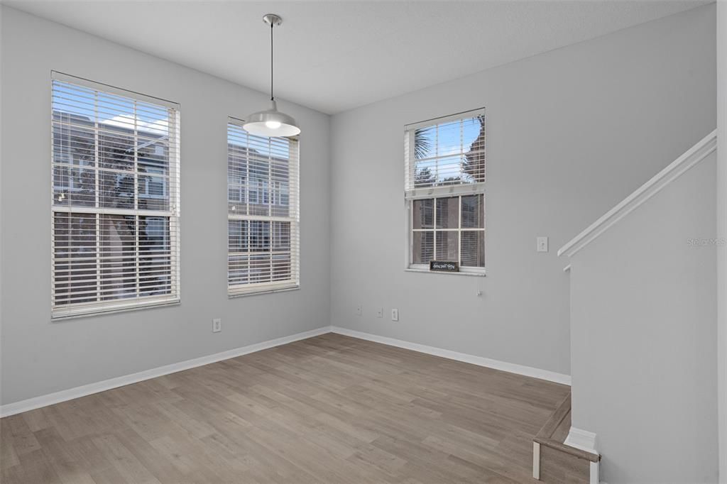 For Sale: $454,900 (4 beds, 2 baths, 1998 Square Feet)