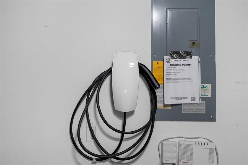 For Sale: $454,900 (4 beds, 2 baths, 1998 Square Feet)