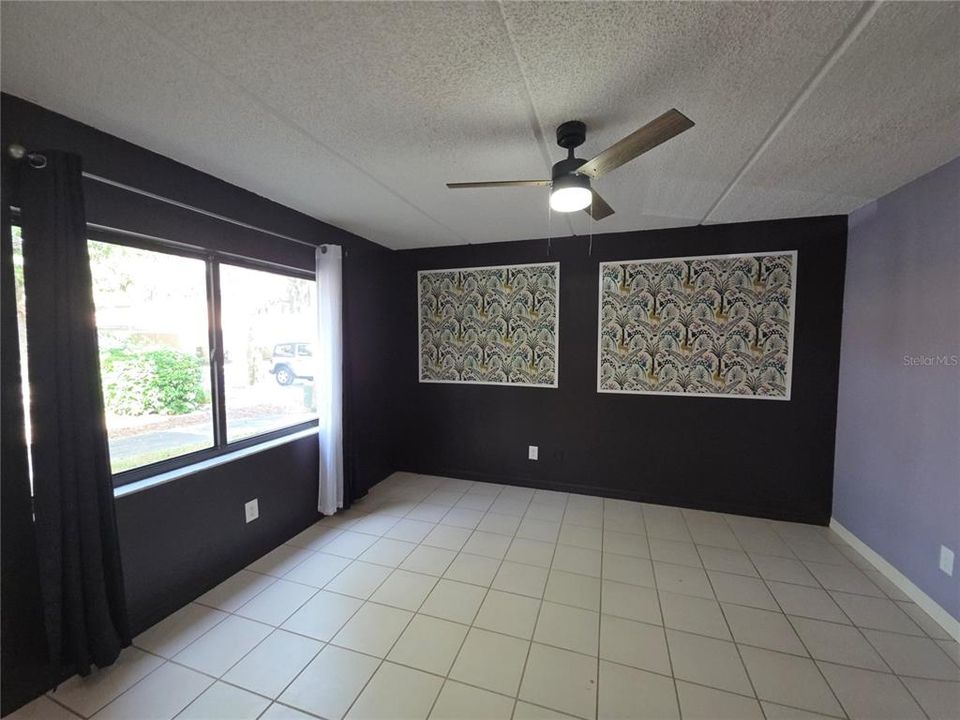 For Sale: $148,000 (2 beds, 2 baths, 864 Square Feet)