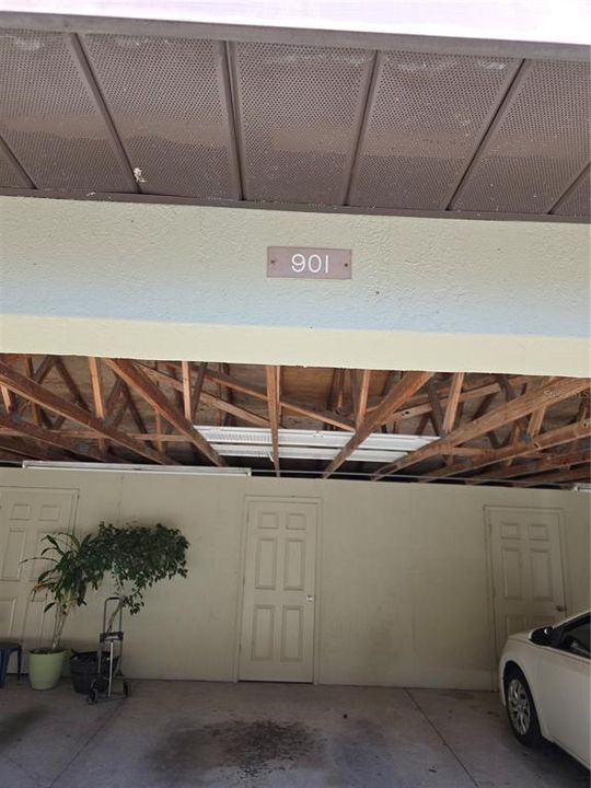 For Sale: $148,000 (2 beds, 2 baths, 864 Square Feet)