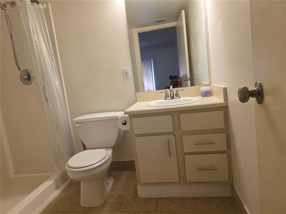 For Sale: $148,000 (2 beds, 2 baths, 864 Square Feet)