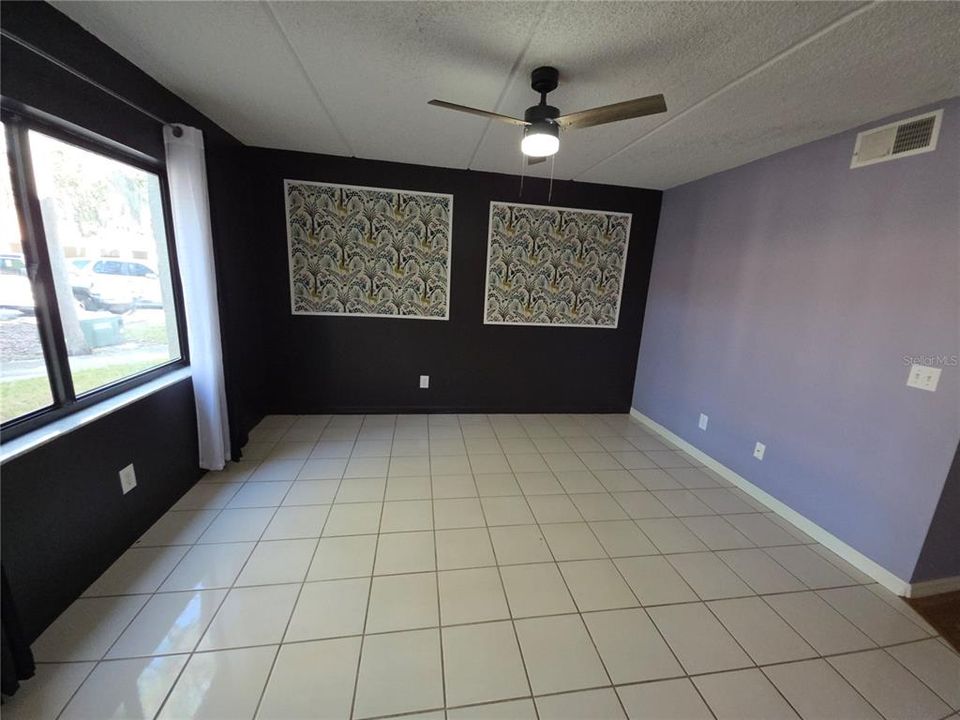 For Sale: $148,000 (2 beds, 2 baths, 864 Square Feet)