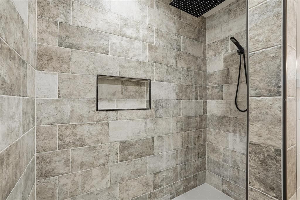 For Sale: $649,800 (2 beds, 2 baths, 1476 Square Feet)