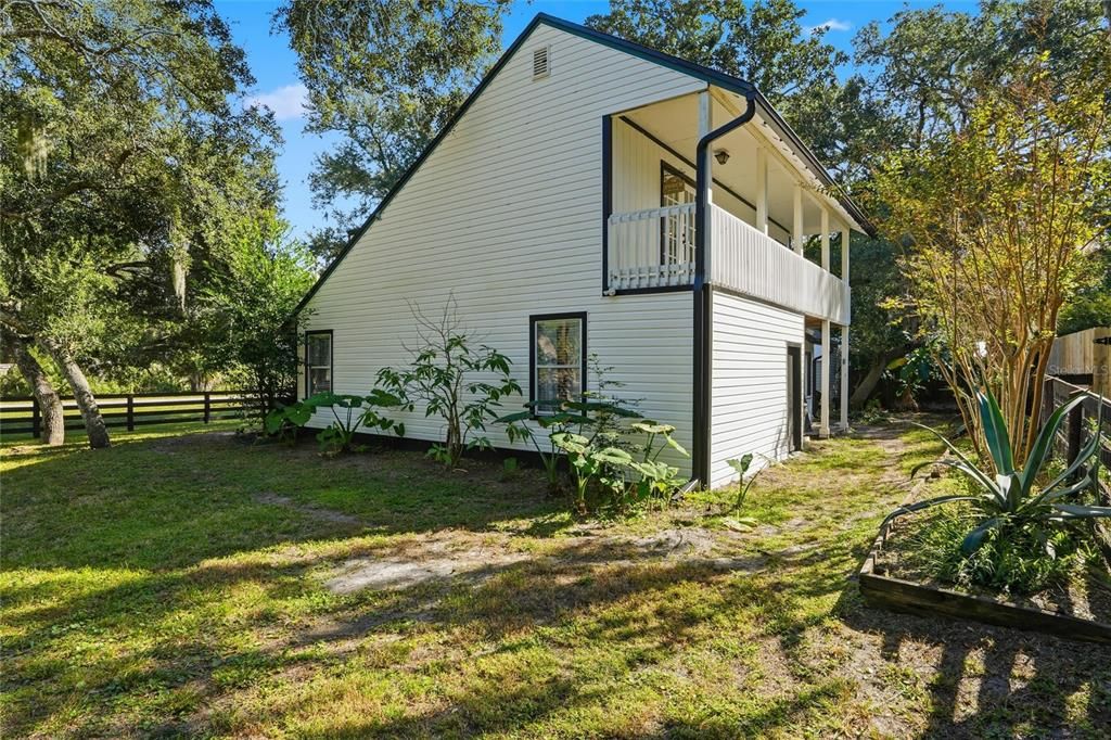 For Sale: $649,800 (2 beds, 2 baths, 1476 Square Feet)