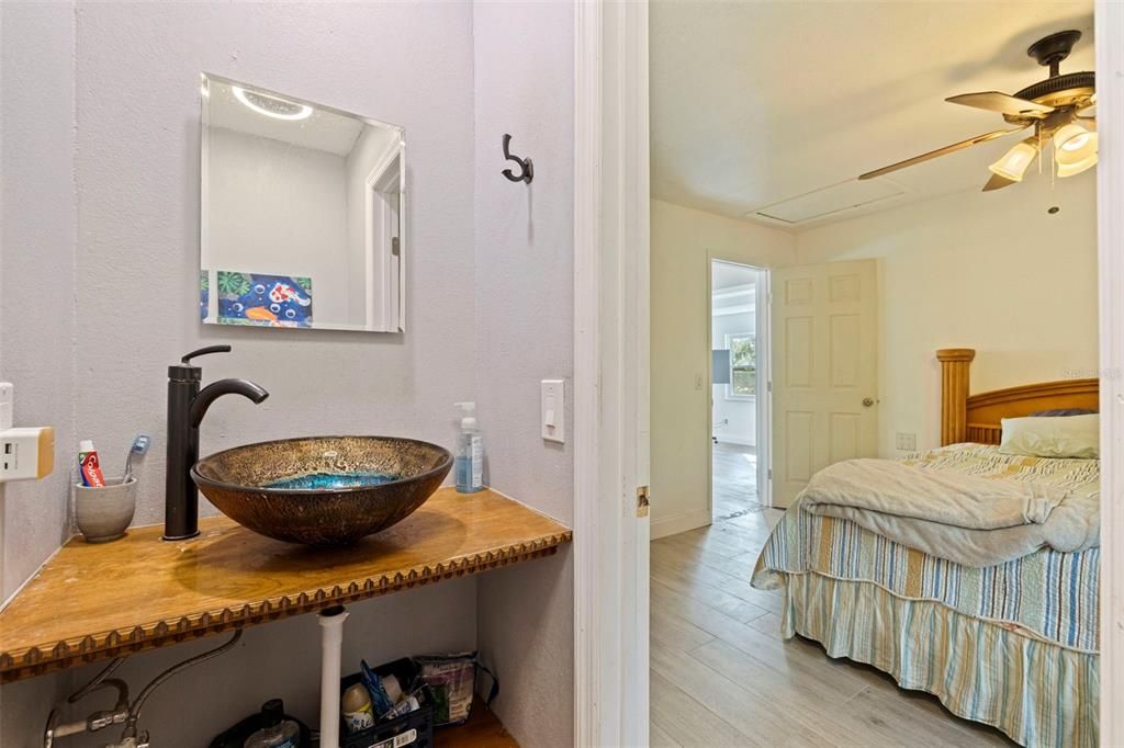 En Venta: $425,000 (3 camas, 1 baños, 1198 Pies cuadrados)