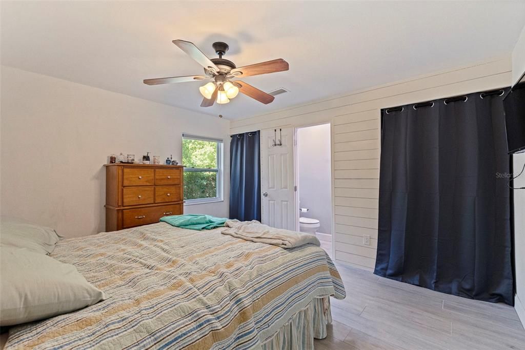 En Venta: $425,000 (3 camas, 1 baños, 1198 Pies cuadrados)