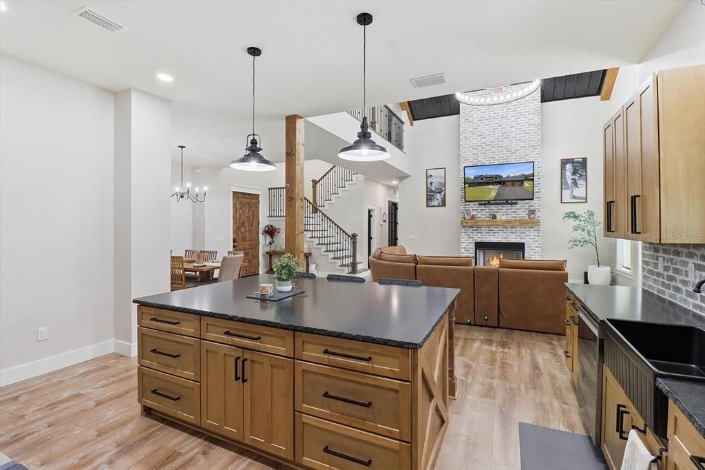 En Venta: $1,499,000 (5 camas, 3 baños, 3407 Pies cuadrados)