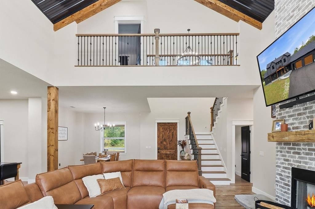 En Venta: $1,499,000 (5 camas, 3 baños, 3407 Pies cuadrados)