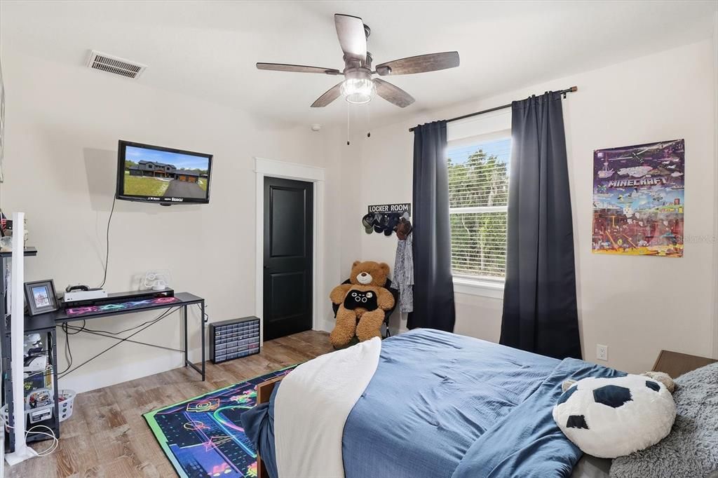 En Venta: $1,499,000 (5 camas, 3 baños, 3407 Pies cuadrados)