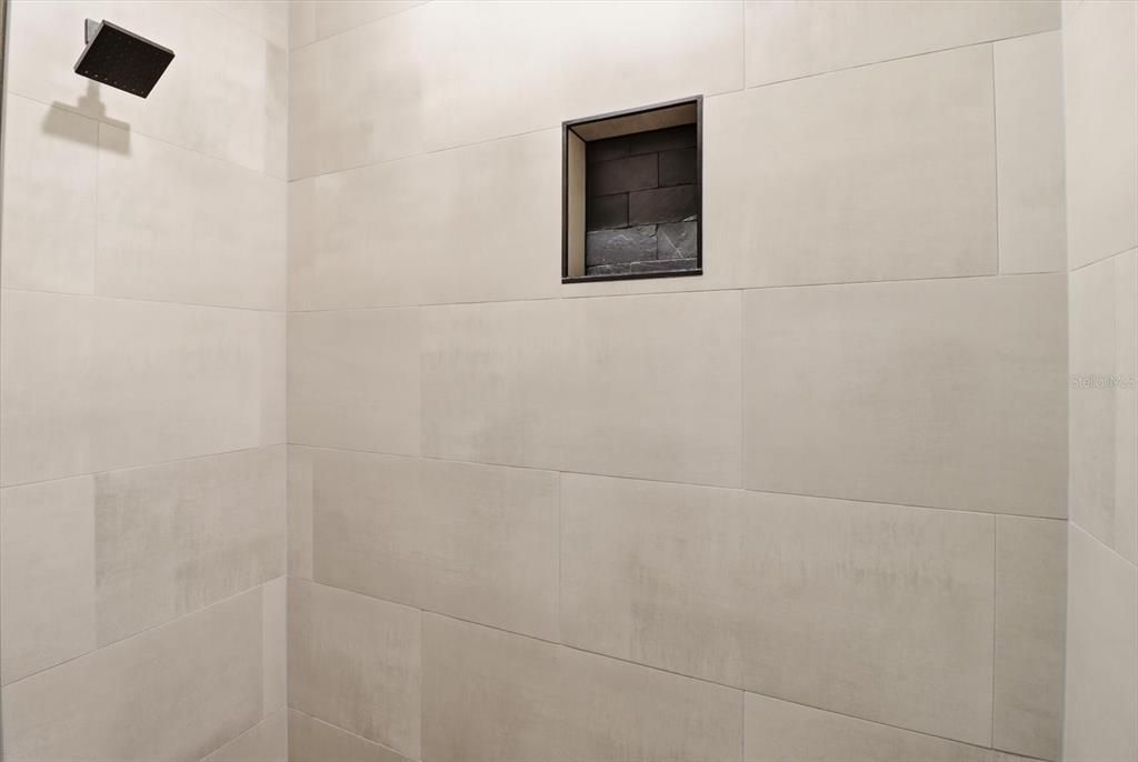 En Venta: $1,499,000 (5 camas, 3 baños, 3407 Pies cuadrados)