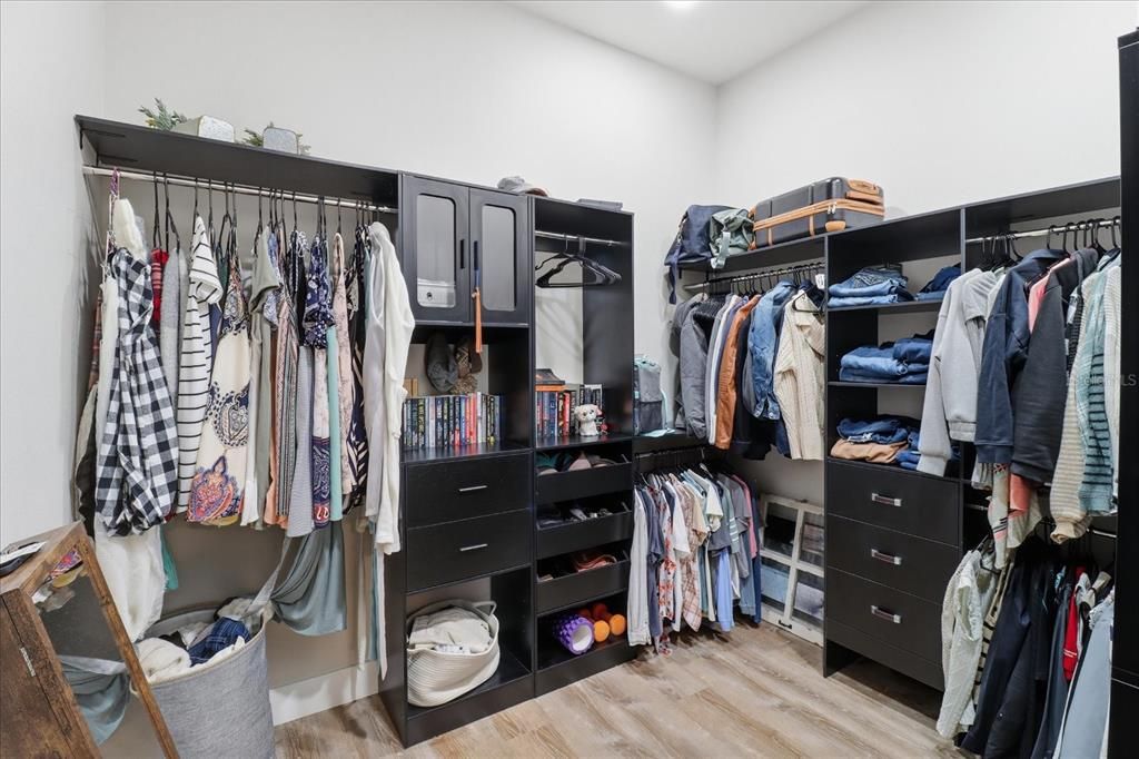 En Venta: $1,499,000 (5 camas, 3 baños, 3407 Pies cuadrados)