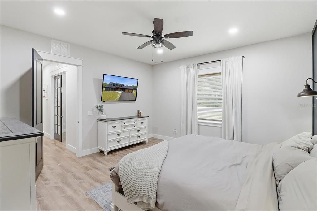 En Venta: $1,499,000 (5 camas, 3 baños, 3407 Pies cuadrados)