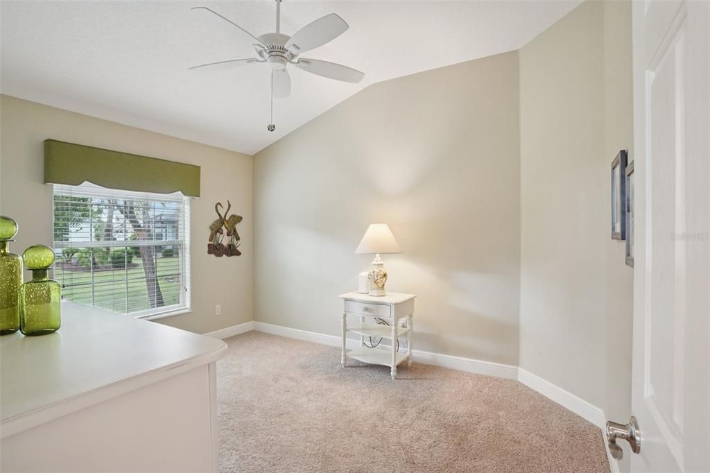 Activo con contrato: $550,000 (3 camas, 2 baños, 1999 Pies cuadrados)