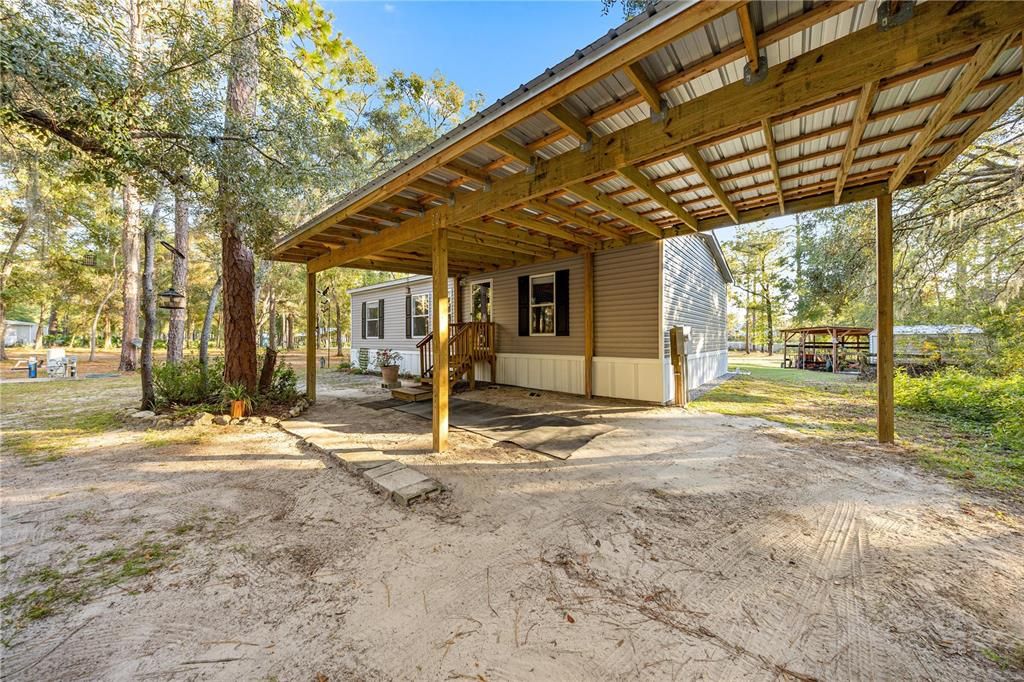 For Sale: $329,250 (3 beds, 2 baths, 1144 Square Feet)