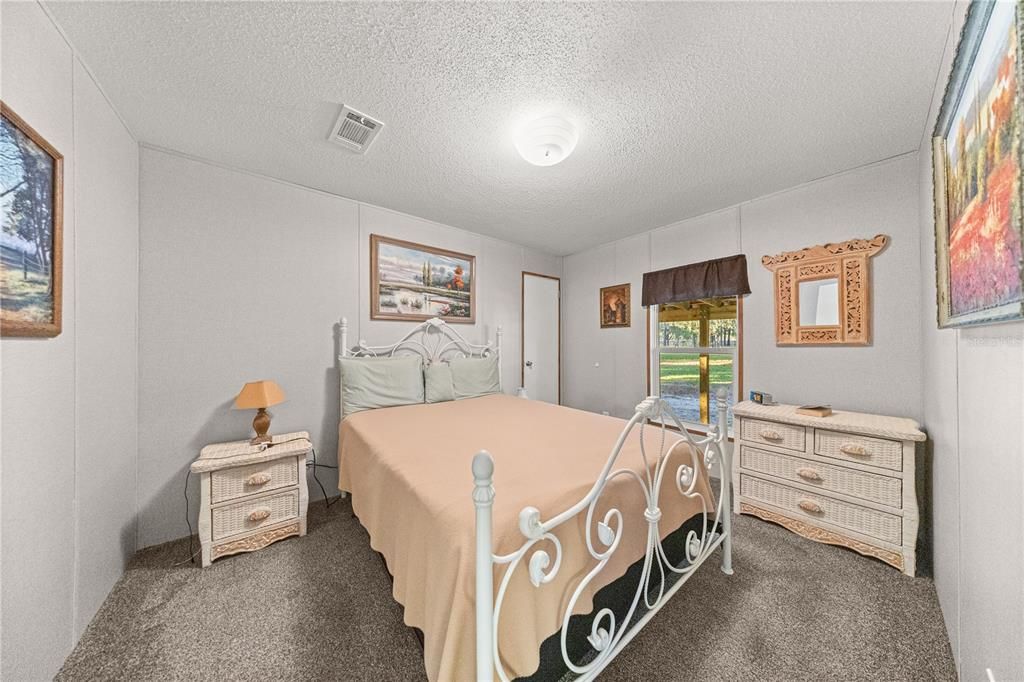 For Sale: $329,250 (3 beds, 2 baths, 1144 Square Feet)