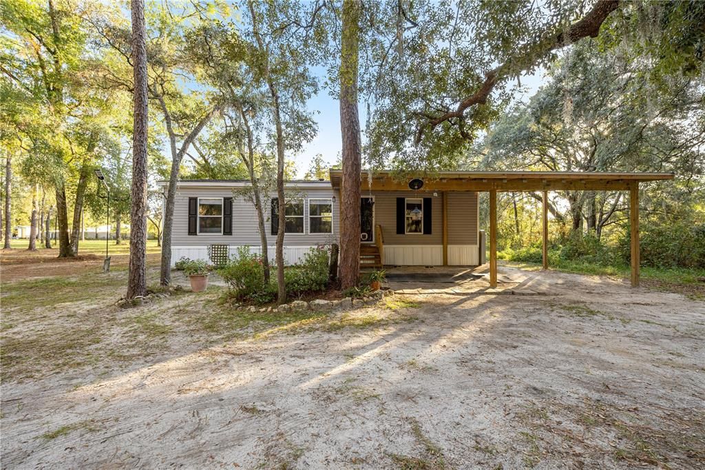 For Sale: $329,250 (3 beds, 2 baths, 1144 Square Feet)