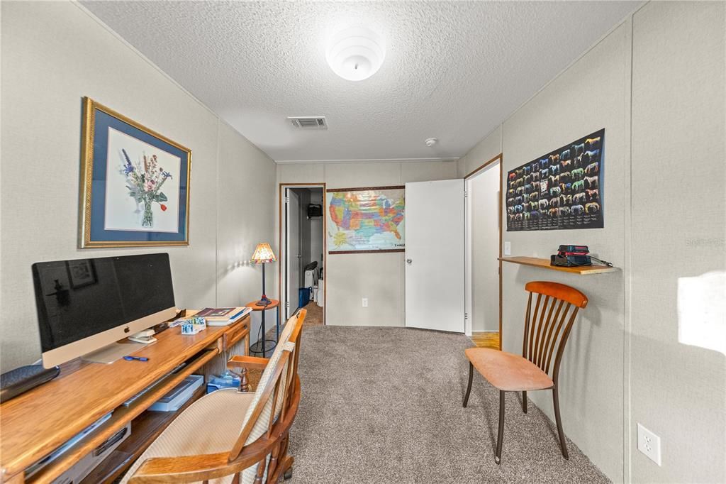 For Sale: $329,250 (3 beds, 2 baths, 1144 Square Feet)