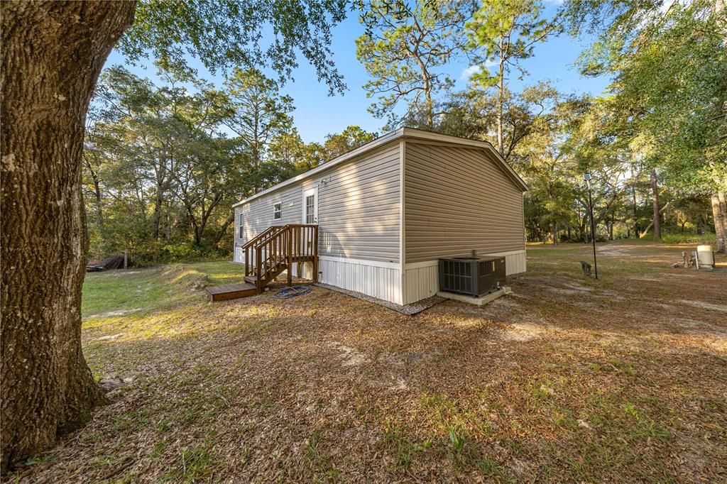 For Sale: $329,250 (3 beds, 2 baths, 1144 Square Feet)