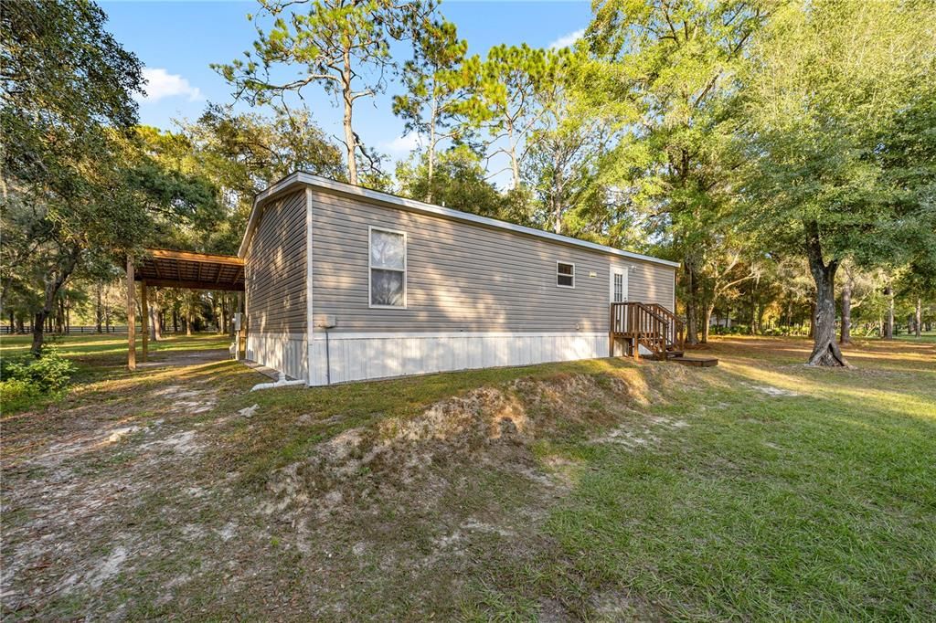 For Sale: $329,250 (3 beds, 2 baths, 1144 Square Feet)