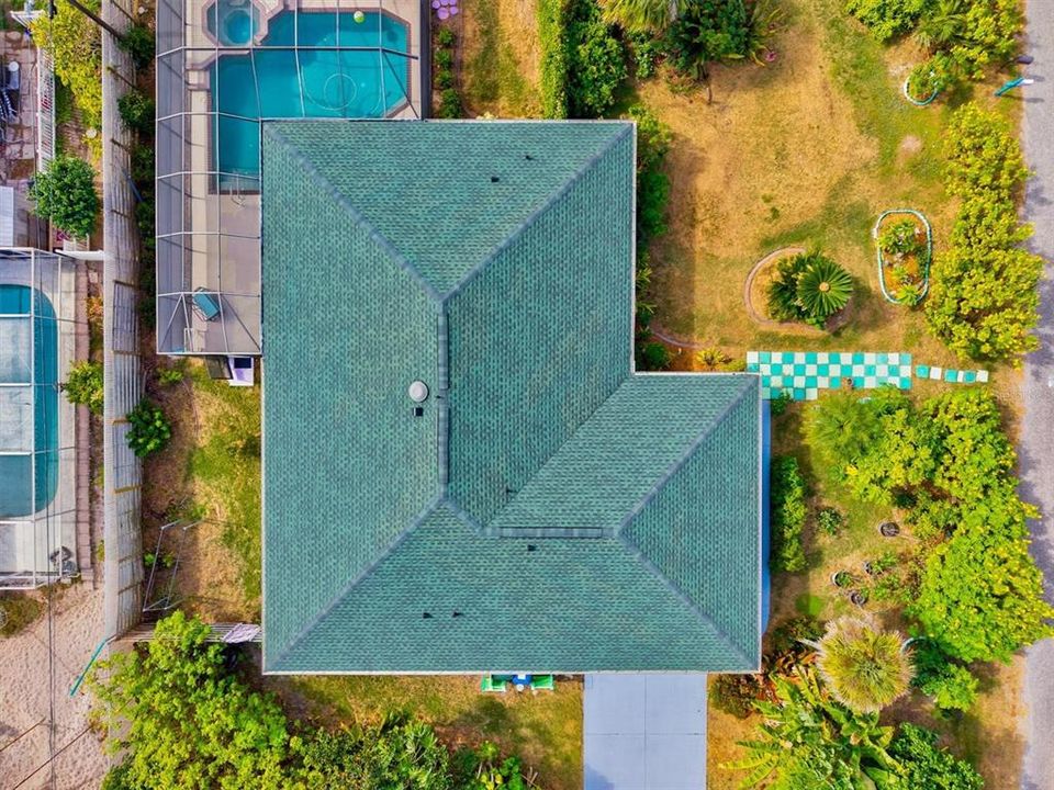 Active With Contract: $500,000 (3 beds, 2 baths, 2010 Square Feet)