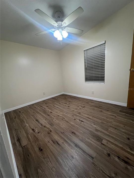 待售: $250,000 (3 贝兹, 2 浴室, 1144 平方英尺)