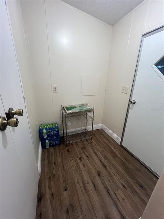 待售: $250,000 (3 贝兹, 2 浴室, 1144 平方英尺)