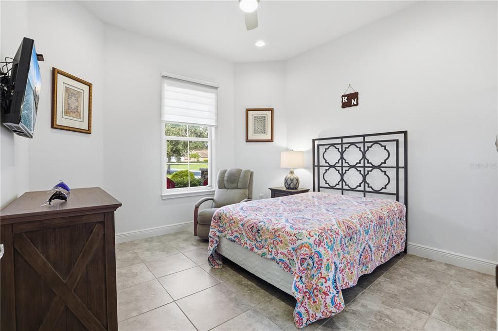 待售: $879,000 (4 贝兹, 3 浴室, 2262 平方英尺)