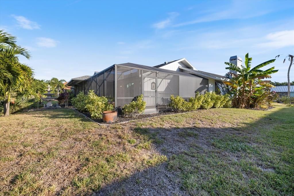 For Sale: $895,000 (3 beds, 2 baths, 2676 Square Feet)