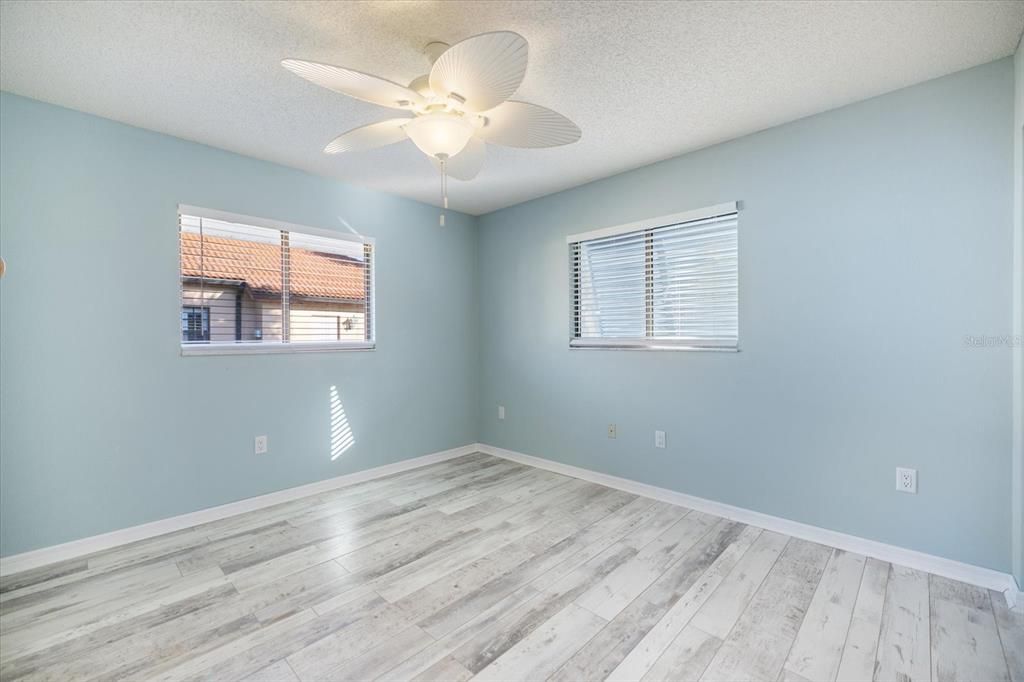 For Sale: $895,000 (3 beds, 2 baths, 2676 Square Feet)