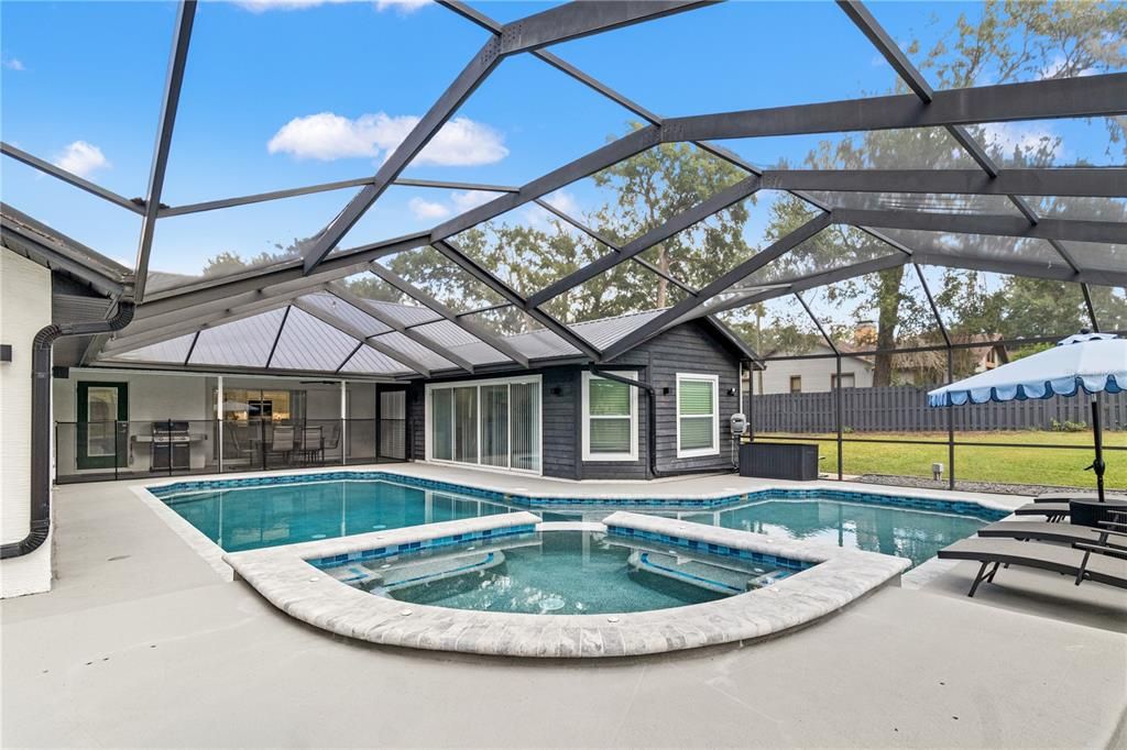 En Venta: $849,900 (4 camas, 3 baños, 2952 Pies cuadrados)