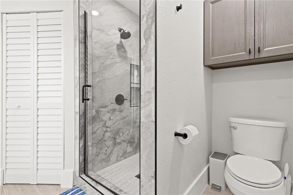 En Venta: $849,900 (4 camas, 3 baños, 2952 Pies cuadrados)