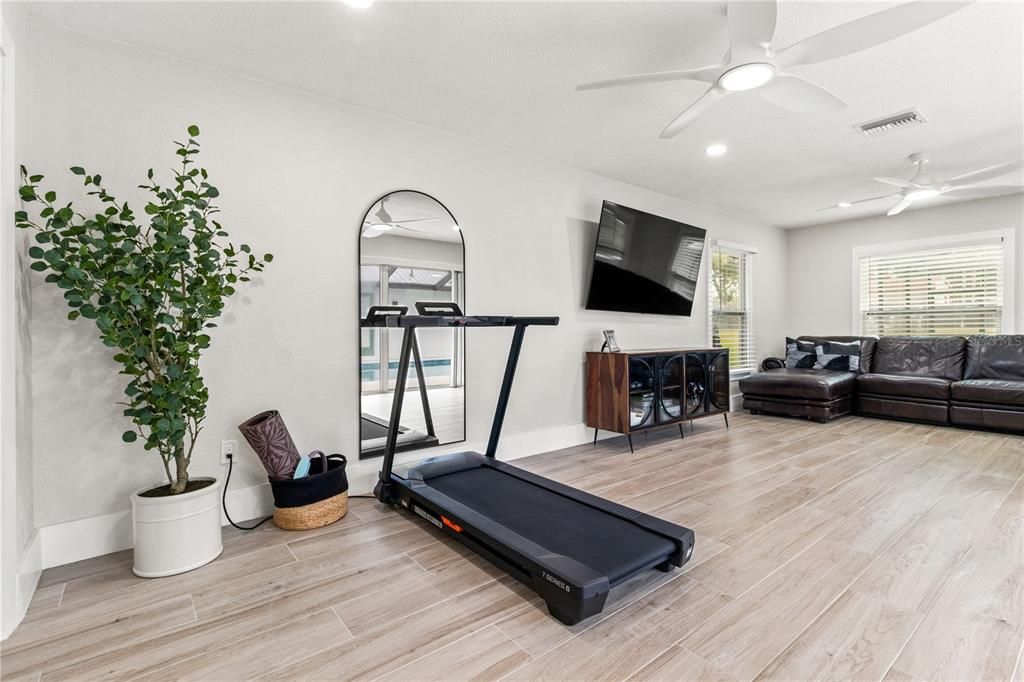 En Venta: $849,900 (4 camas, 3 baños, 2952 Pies cuadrados)