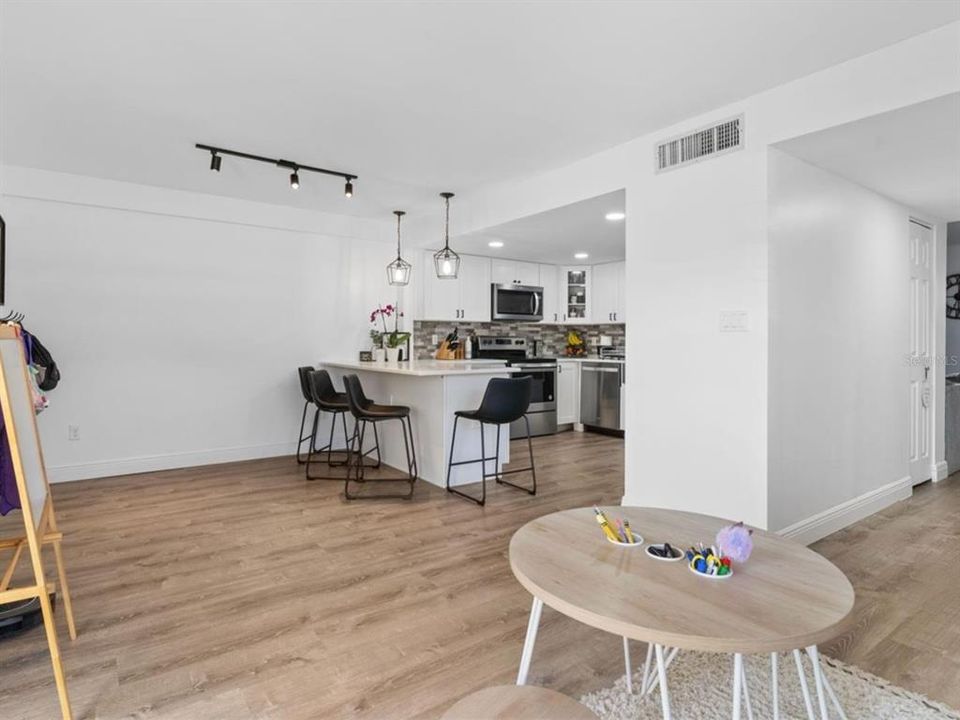 For Sale: $269,000 (3 beds, 2 baths, 1486 Square Feet)