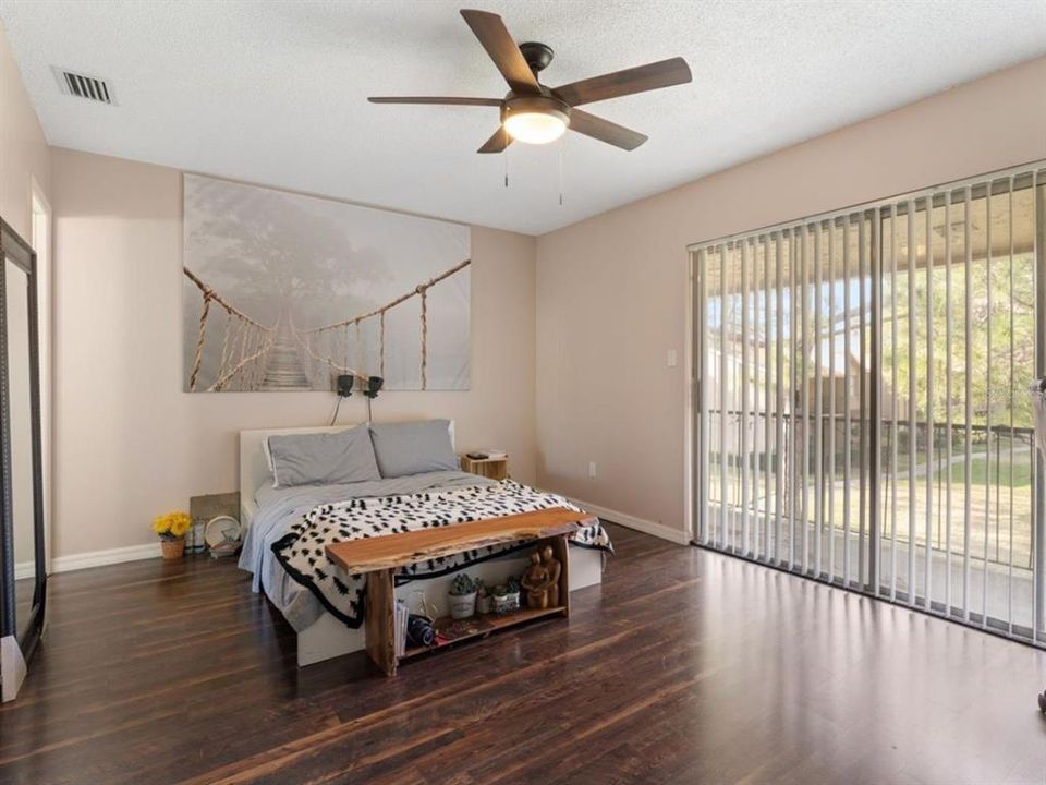 For Sale: $269,000 (3 beds, 2 baths, 1486 Square Feet)