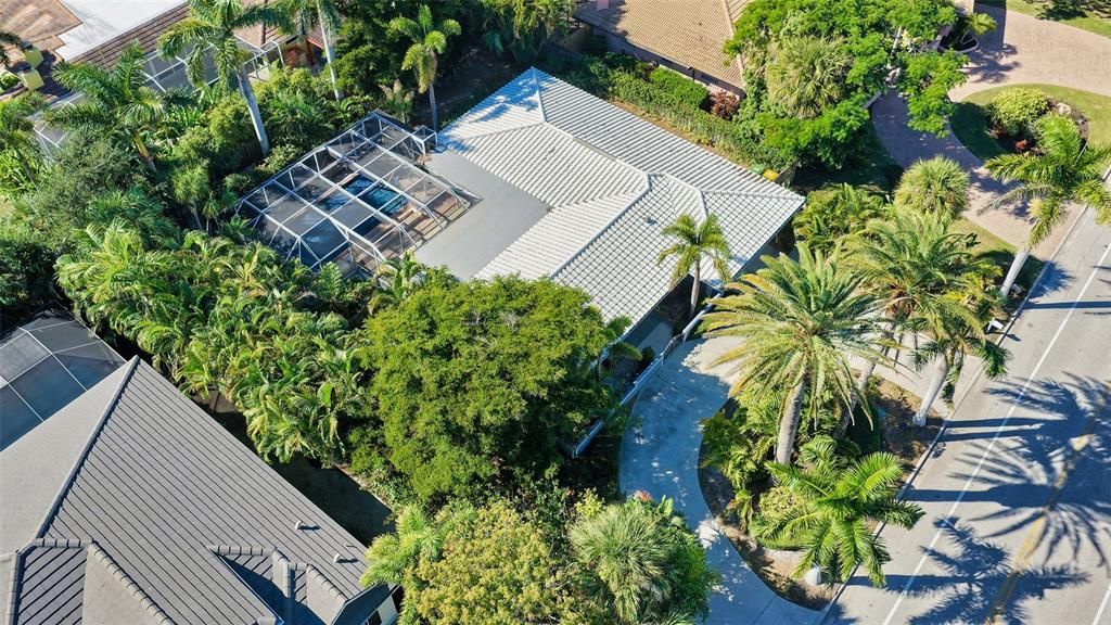 Под контрактом: $1,539,000 (3 спален, 2 ванн, 1660 Квадратных фут)