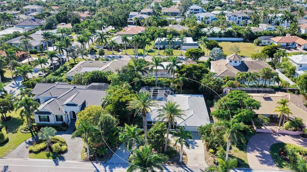 Под контрактом: $1,539,000 (3 спален, 2 ванн, 1660 Квадратных фут)