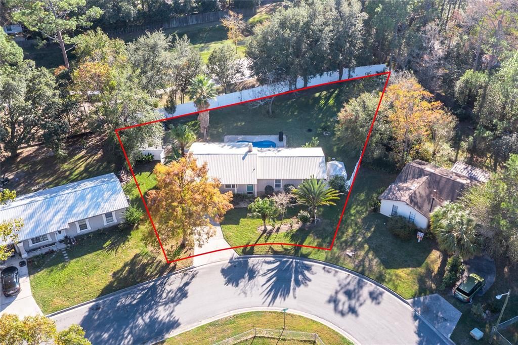 Active With Contract: $299,900 (3 beds, 2 baths, 1176 Square Feet)