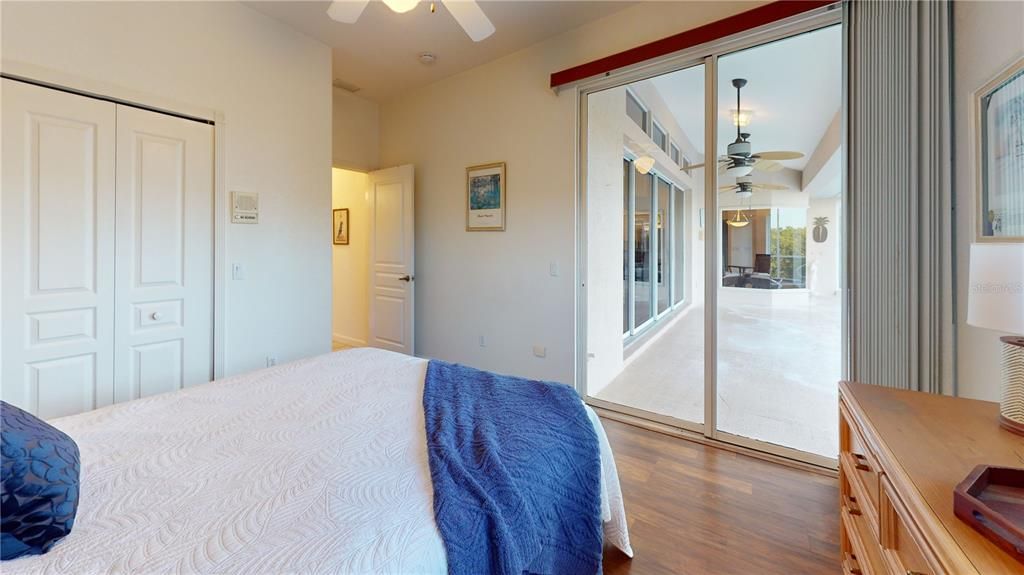 Activo con contrato: $679,000 (3 camas, 2 baños, 2174 Pies cuadrados)