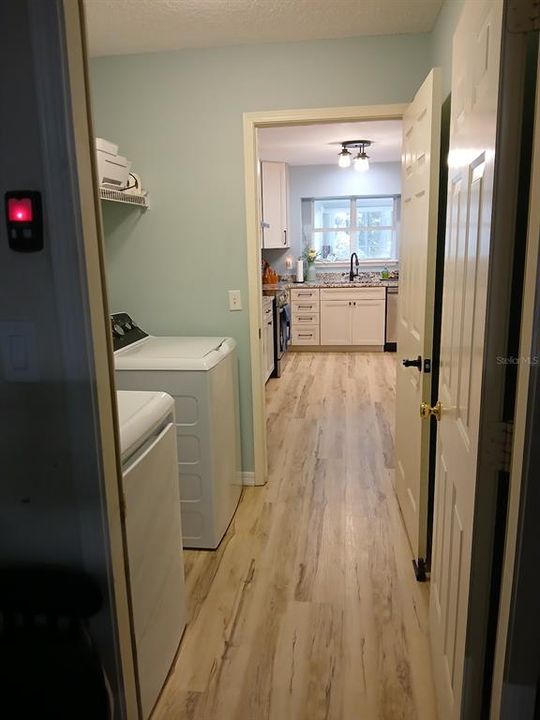 待售: $359,000 (3 贝兹, 2 浴室, 1619 平方英尺)