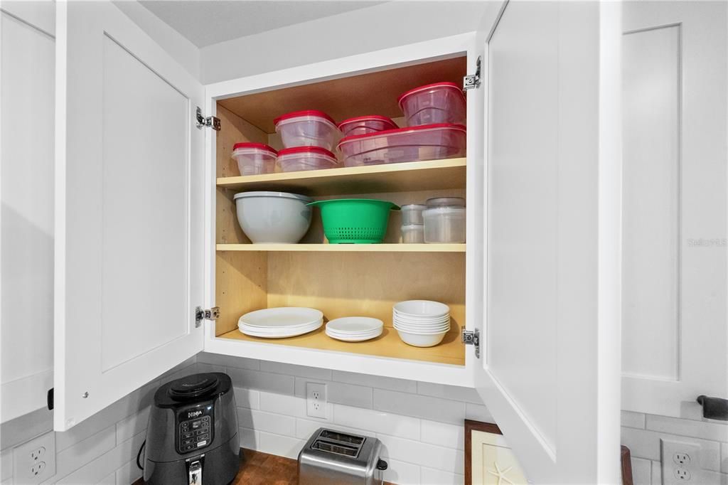 На продажу: $749,900 (4 спален, 3 ванн, 2650 Квадратных фут)