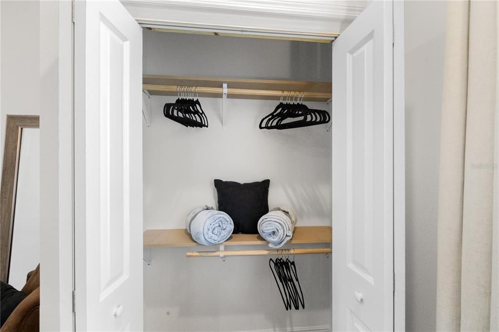 На продажу: $749,900 (4 спален, 3 ванн, 2650 Квадратных фут)