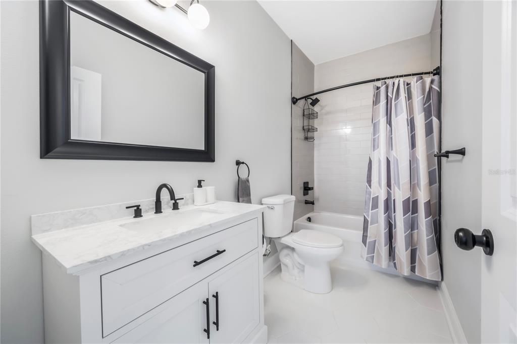 На продажу: $749,900 (4 спален, 3 ванн, 2650 Квадратных фут)