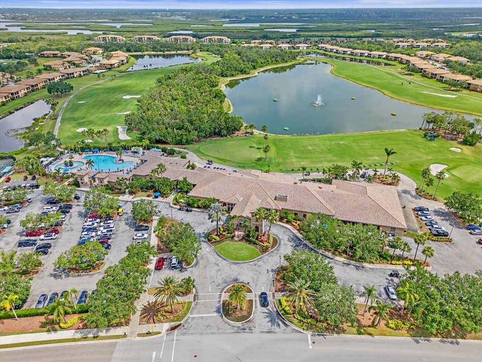 Под контрактом: $378,000 (2 спален, 2 ванн, 1545 Квадратных фут)