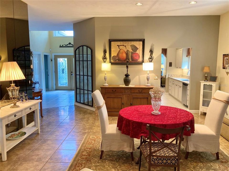 待售: $479,000 (2 贝兹, 2 浴室, 2790 平方英尺)