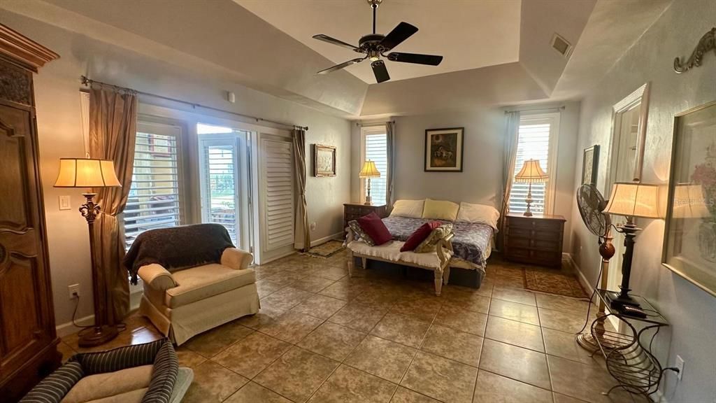 待售: $479,000 (2 贝兹, 2 浴室, 2790 平方英尺)