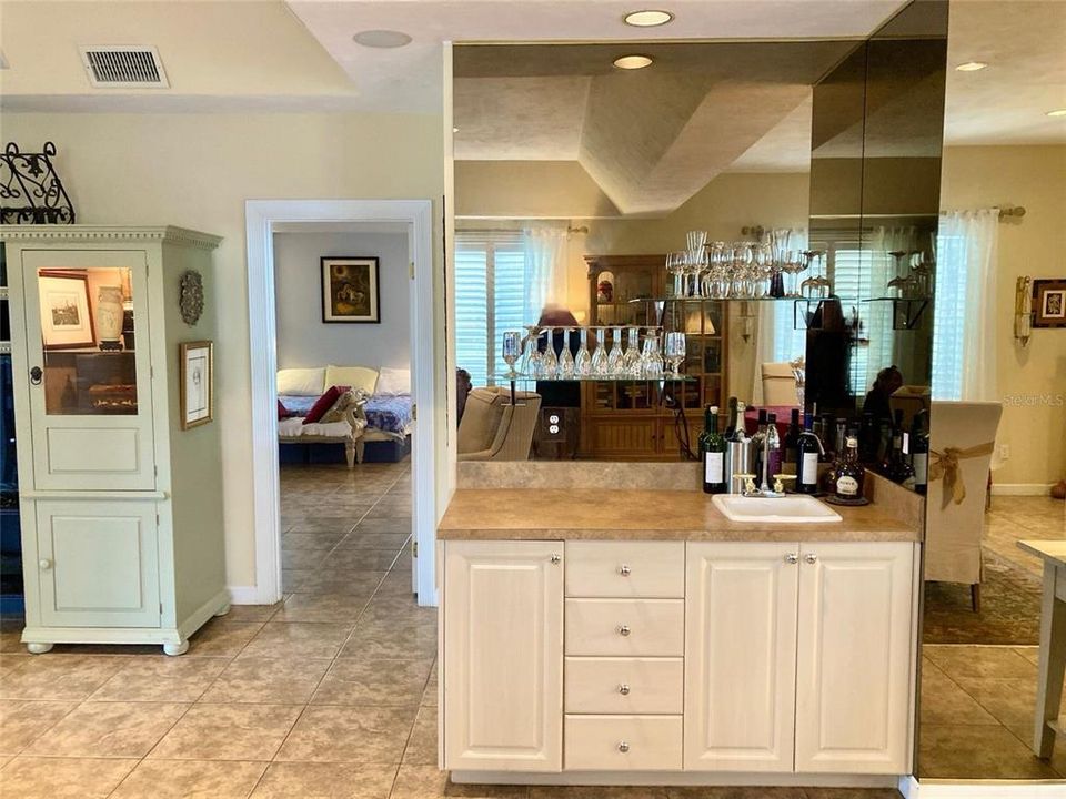 待售: $479,000 (2 贝兹, 2 浴室, 2790 平方英尺)