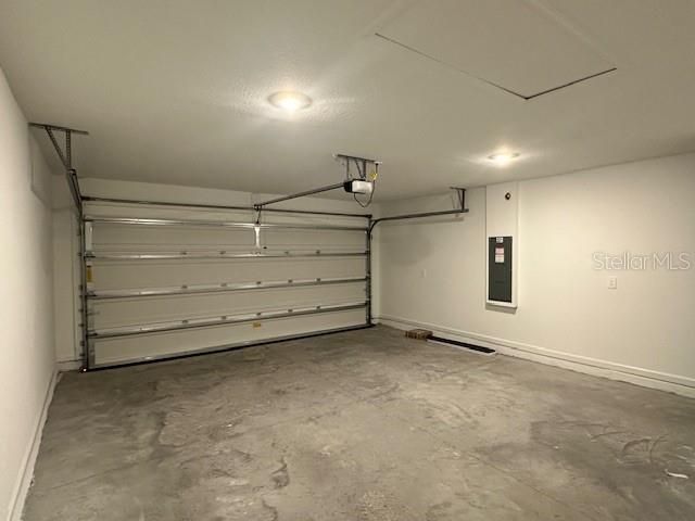 出租: $2,450 (4 贝兹, 3 浴室, 2172 平方英尺)