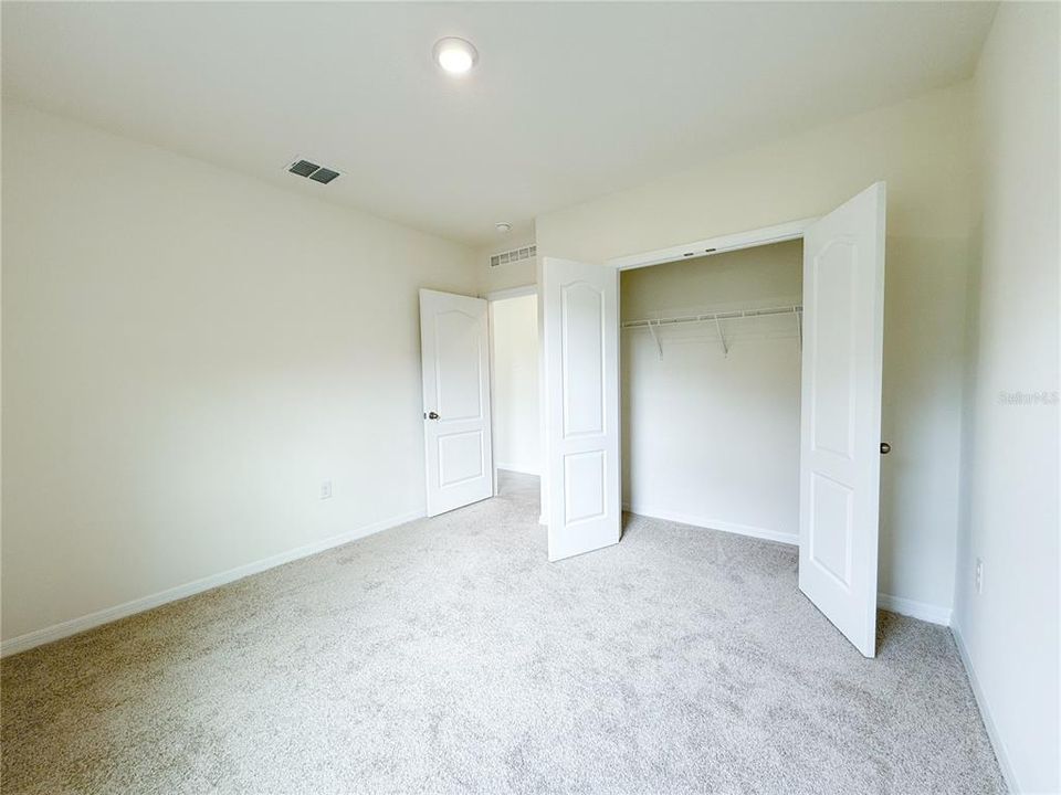 For Rent: $2,700 (5 beds, 3 baths, 2626 Square Feet)