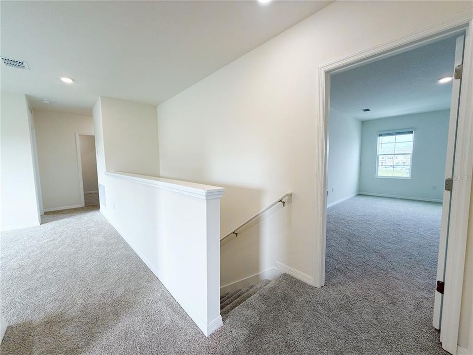 For Rent: $2,700 (5 beds, 3 baths, 2626 Square Feet)